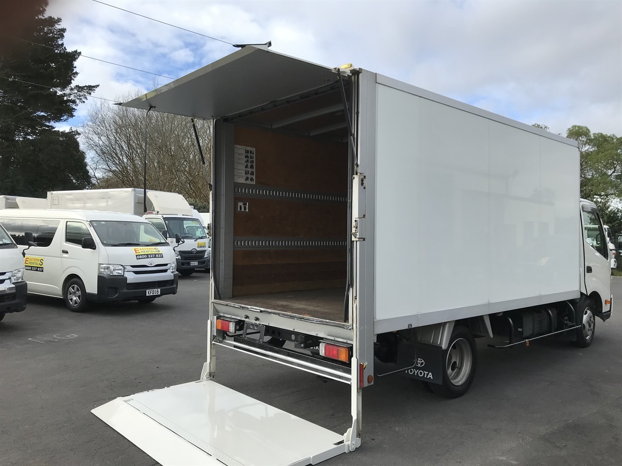 2016 Toyota Dyna