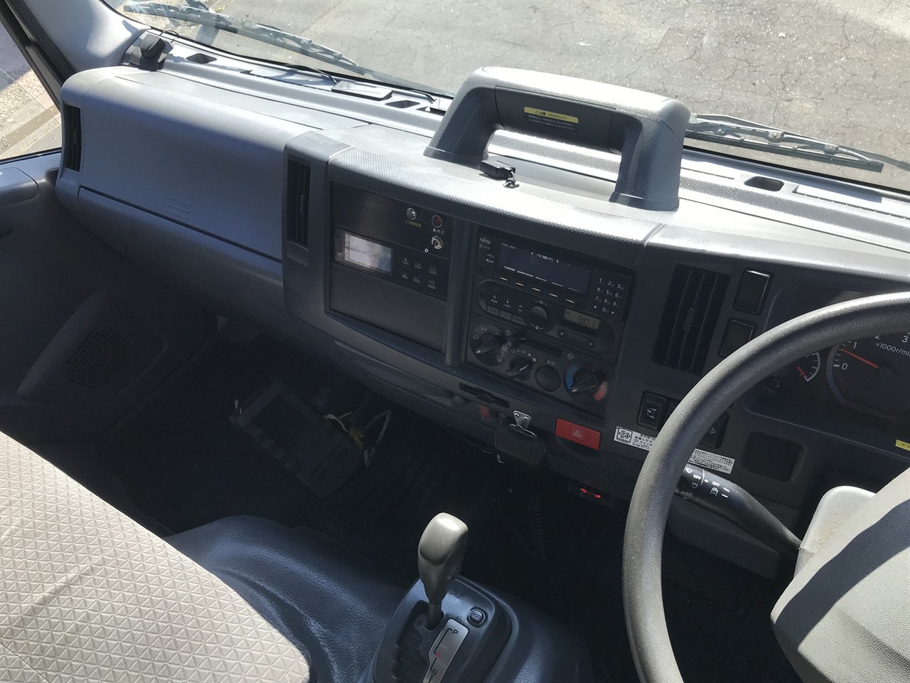 2019 Isuzu Elf