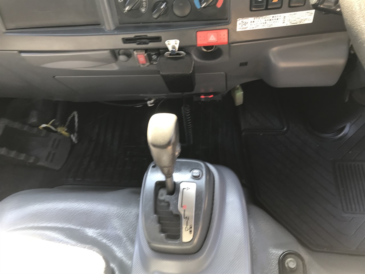2019 Isuzu Elf