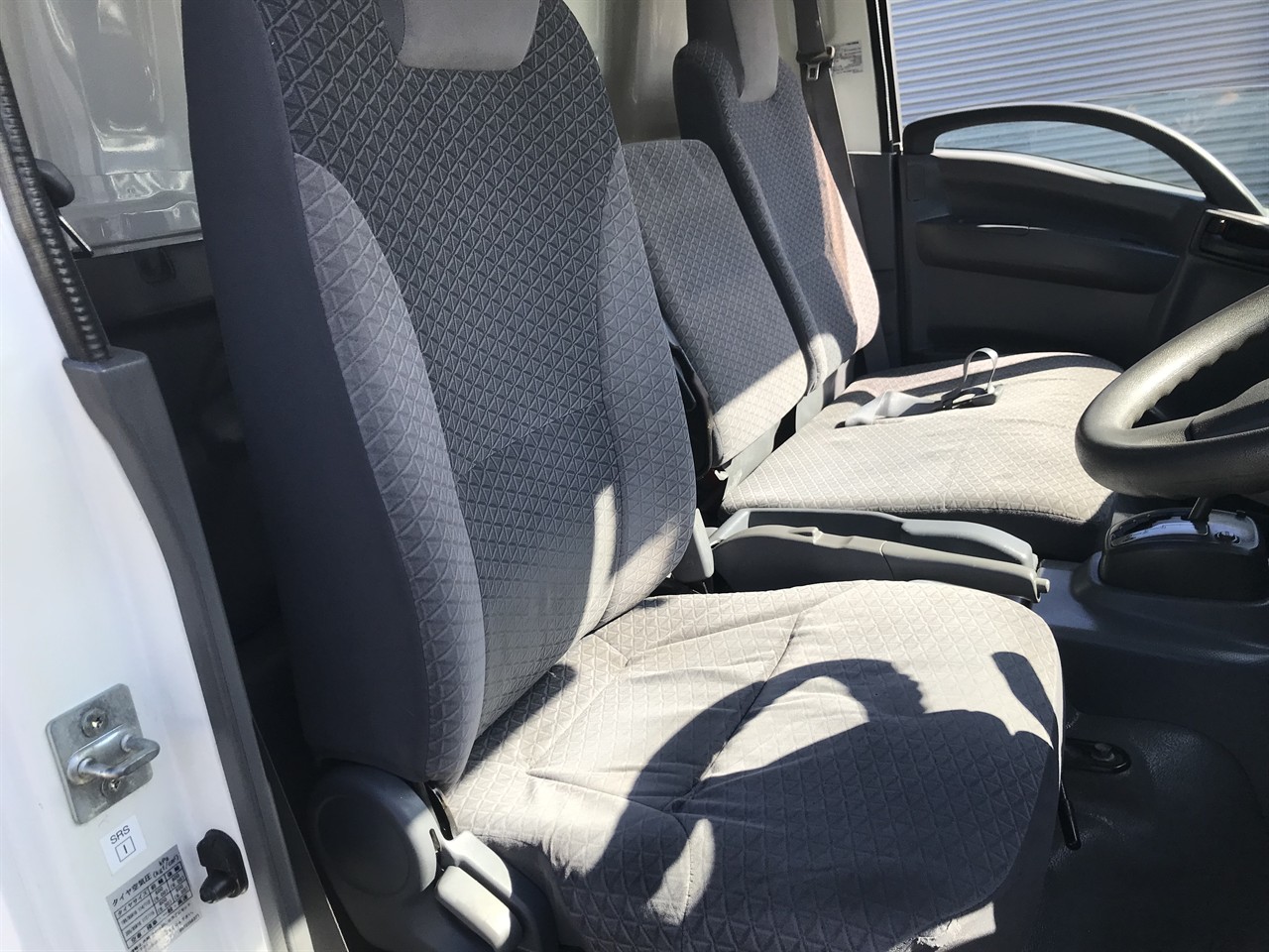 2019 Isuzu Elf