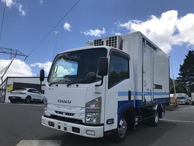 2018 Isuzu Elf