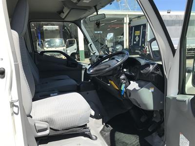 2015 Toyota Dyna - Thumbnail