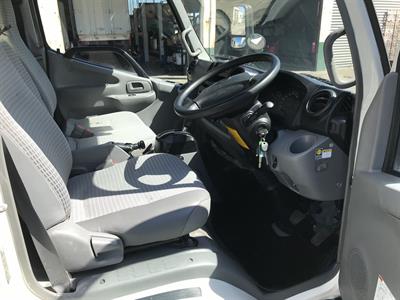 2017 Hino Dutro - Thumbnail