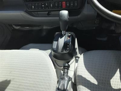 2017 Hino Dutro - Thumbnail