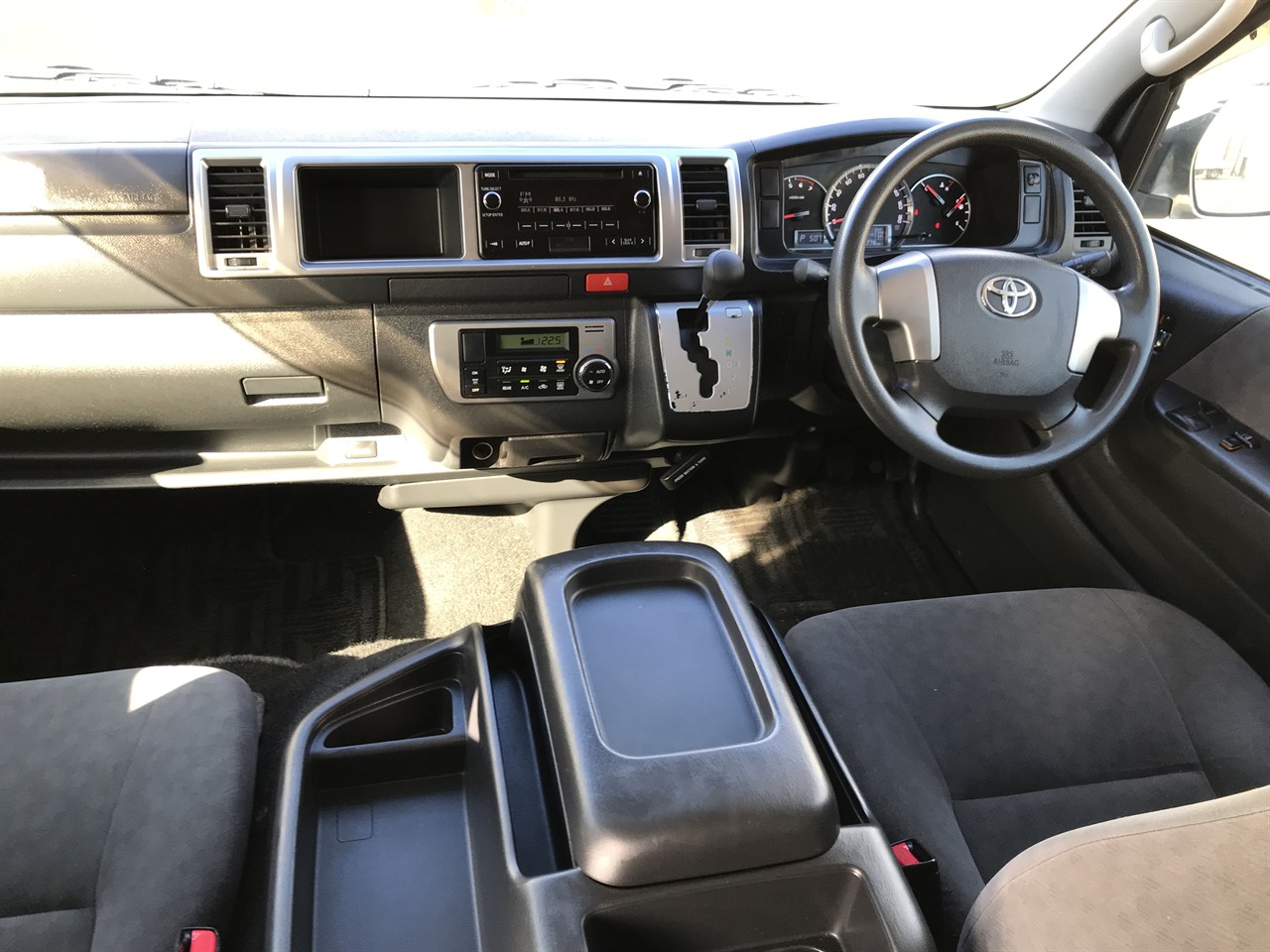 2014 Toyota Hiace