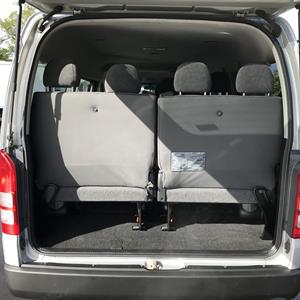 2014 Toyota Hiace - Thumbnail