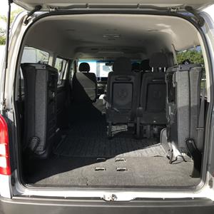 2014 Toyota Hiace - Thumbnail