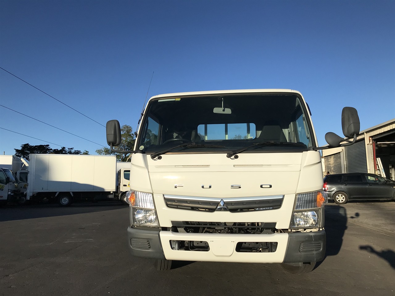 2016 Mitsubishi Canter