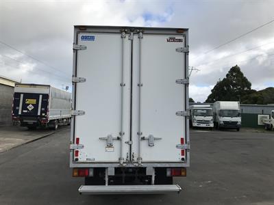 2014 Isuzu Elf - Thumbnail
