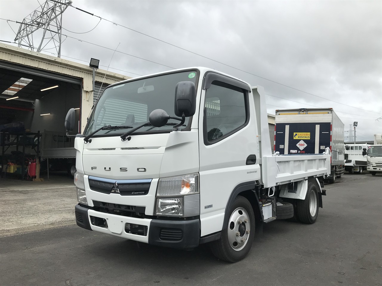 2019 Mitsubishi Canter