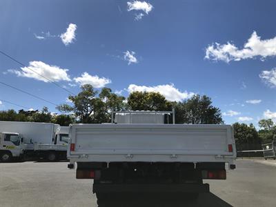 2016 Isuzu Elf - Thumbnail
