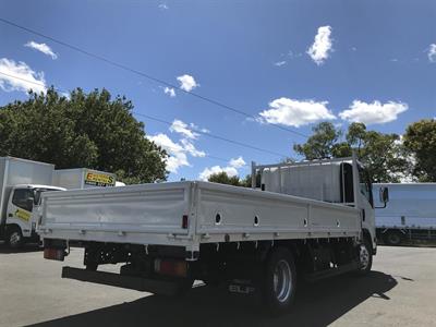 2016 Isuzu Elf - Thumbnail