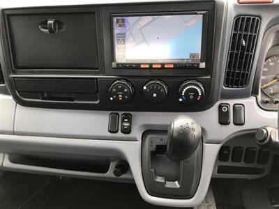 2017 Nissan Atlas - Thumbnail