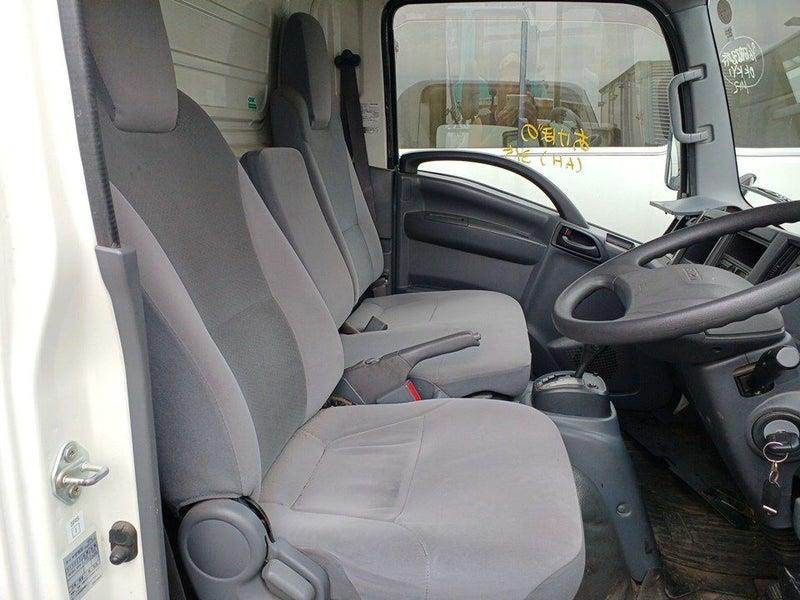 2017 Isuzu Elf