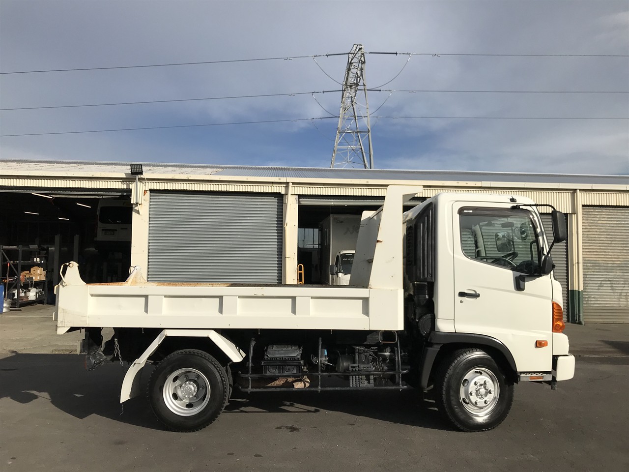 2012 Hino Ranger