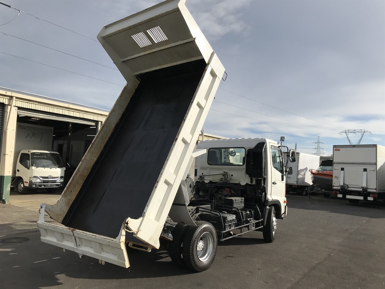 2012 Hino Ranger