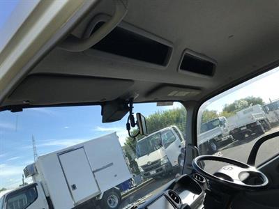2018 Hino Dutro - Thumbnail