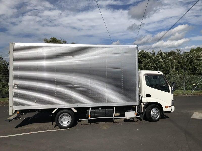 2018 Hino Dutro