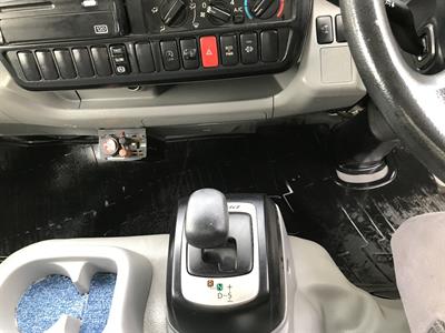 2012 Toyota Dyna - Thumbnail