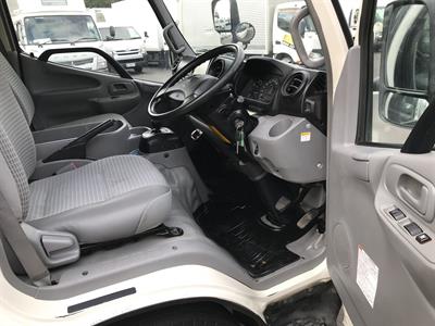 2012 Toyota Dyna - Thumbnail