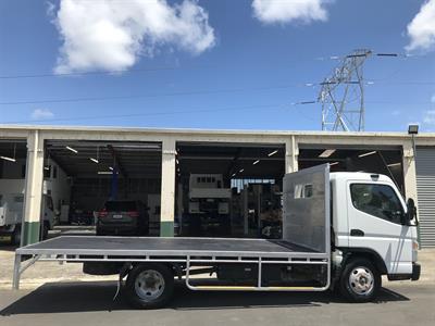 2019 Mitsubishi Canter - Thumbnail