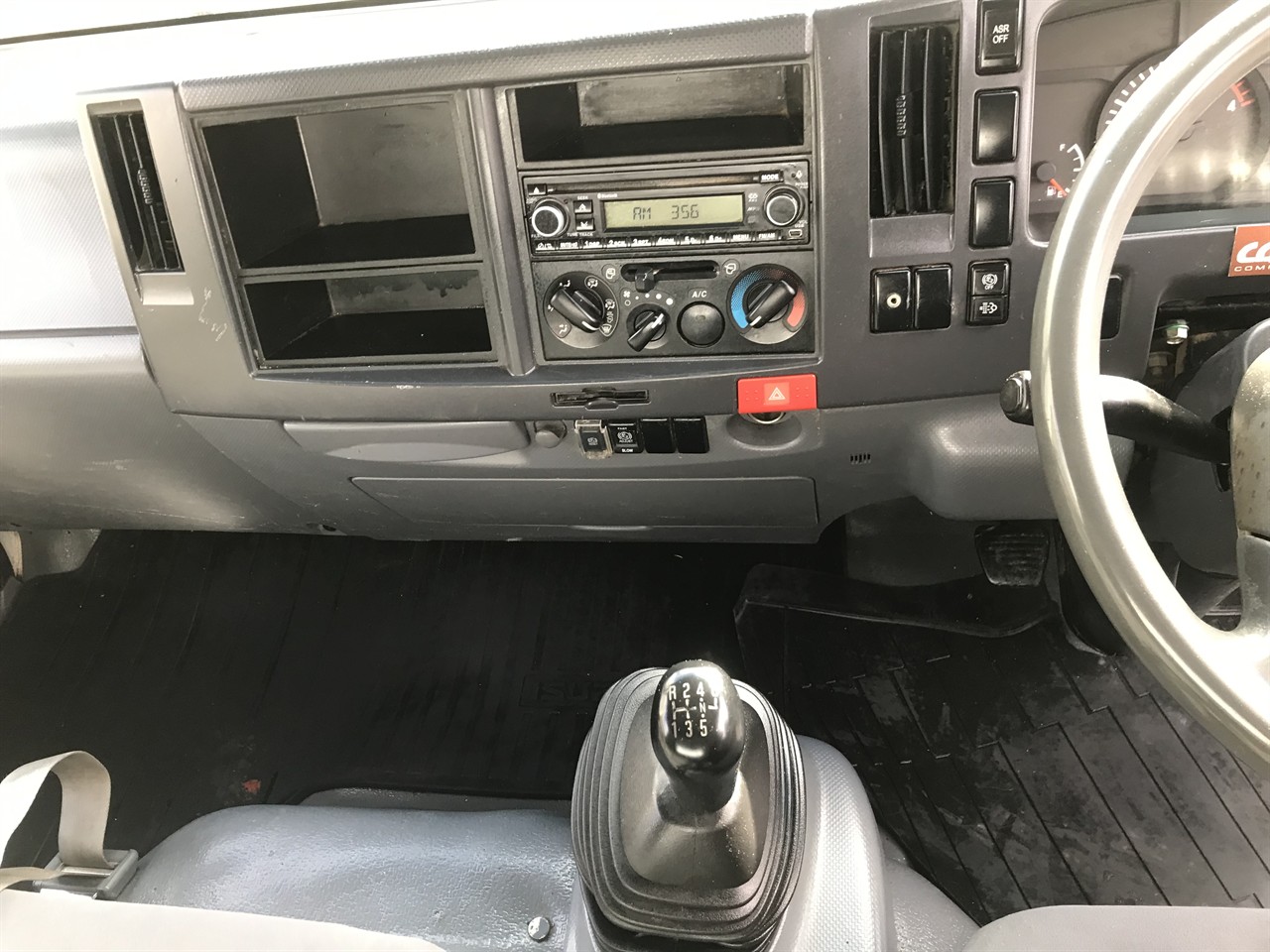 2012 Isuzu Elf