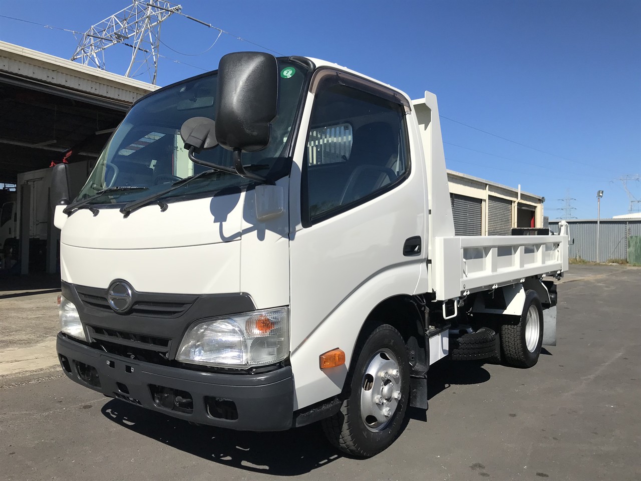 2014 Hino Dutro