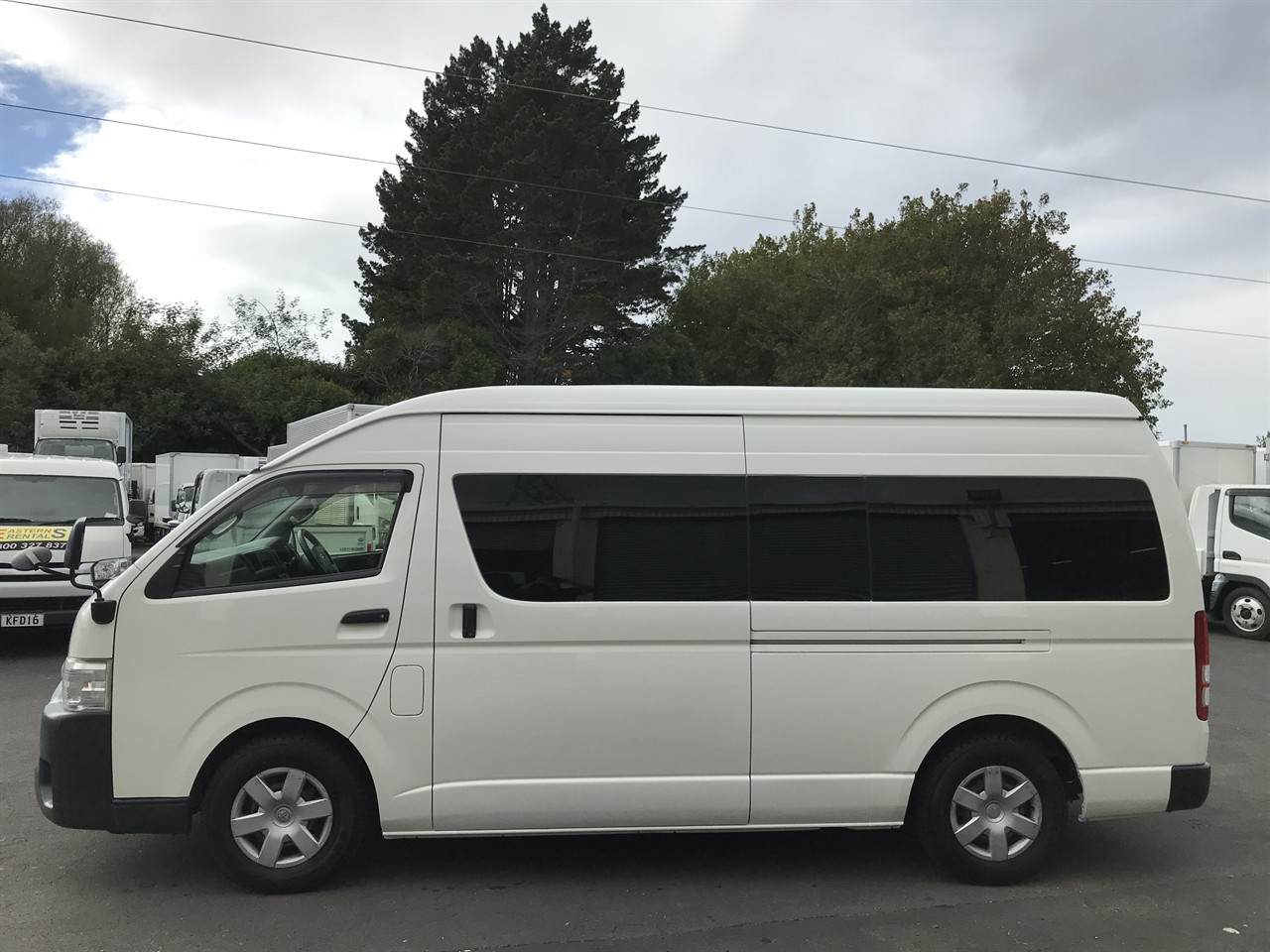 2015 Toyota Hiace