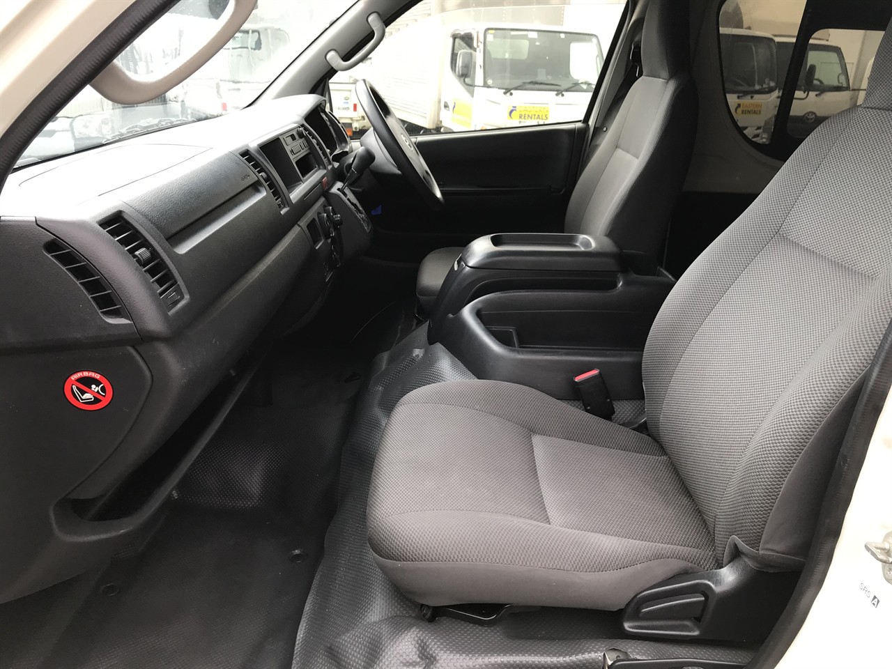 2015 Toyota Hiace