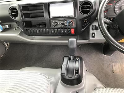 2018 Toyota Dyna - Thumbnail