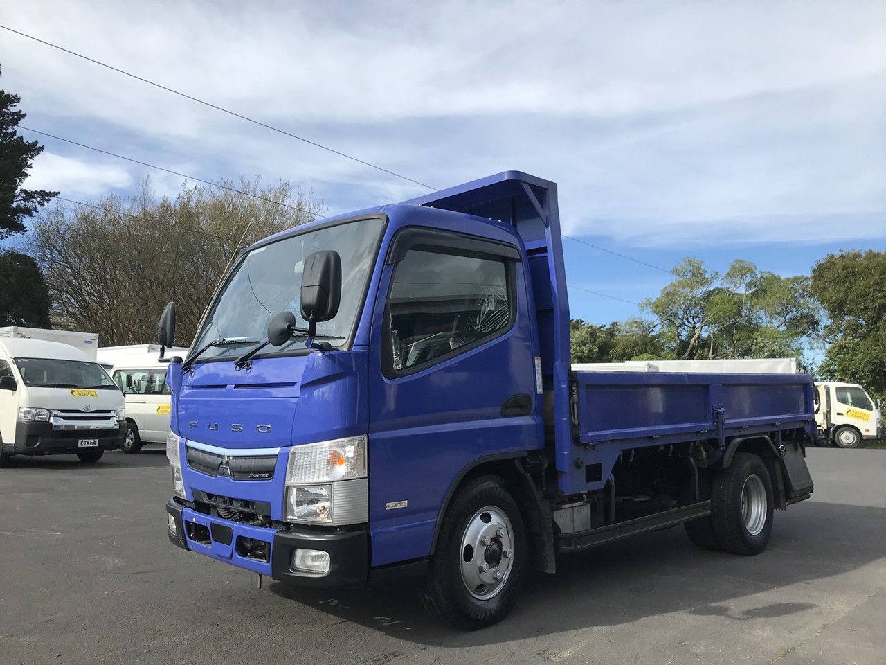 2020 Mitsubishi Canter