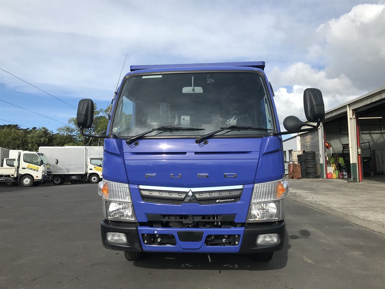2020 Mitsubishi Canter