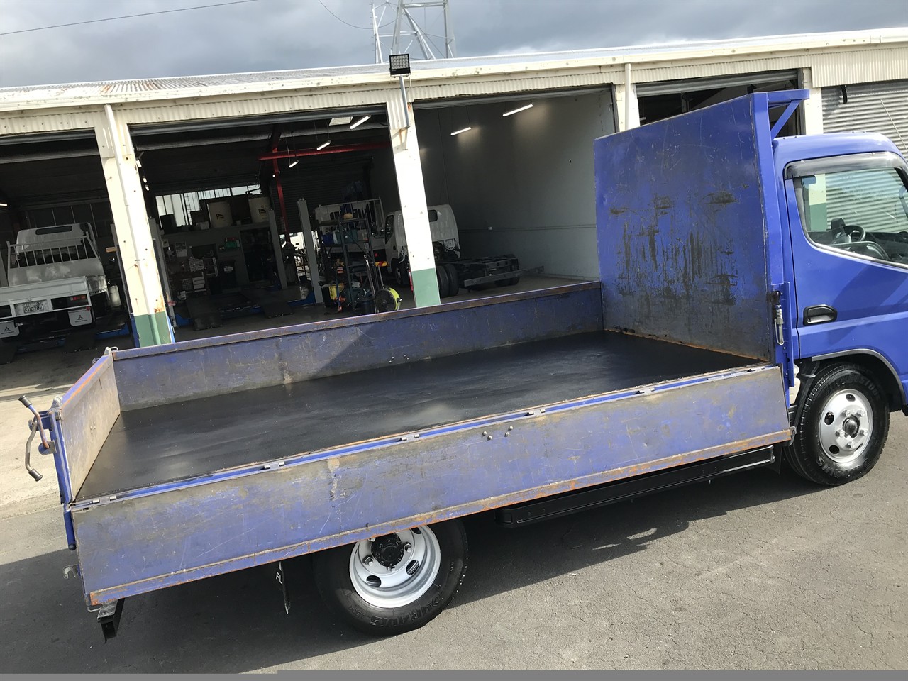 2020 Mitsubishi Canter