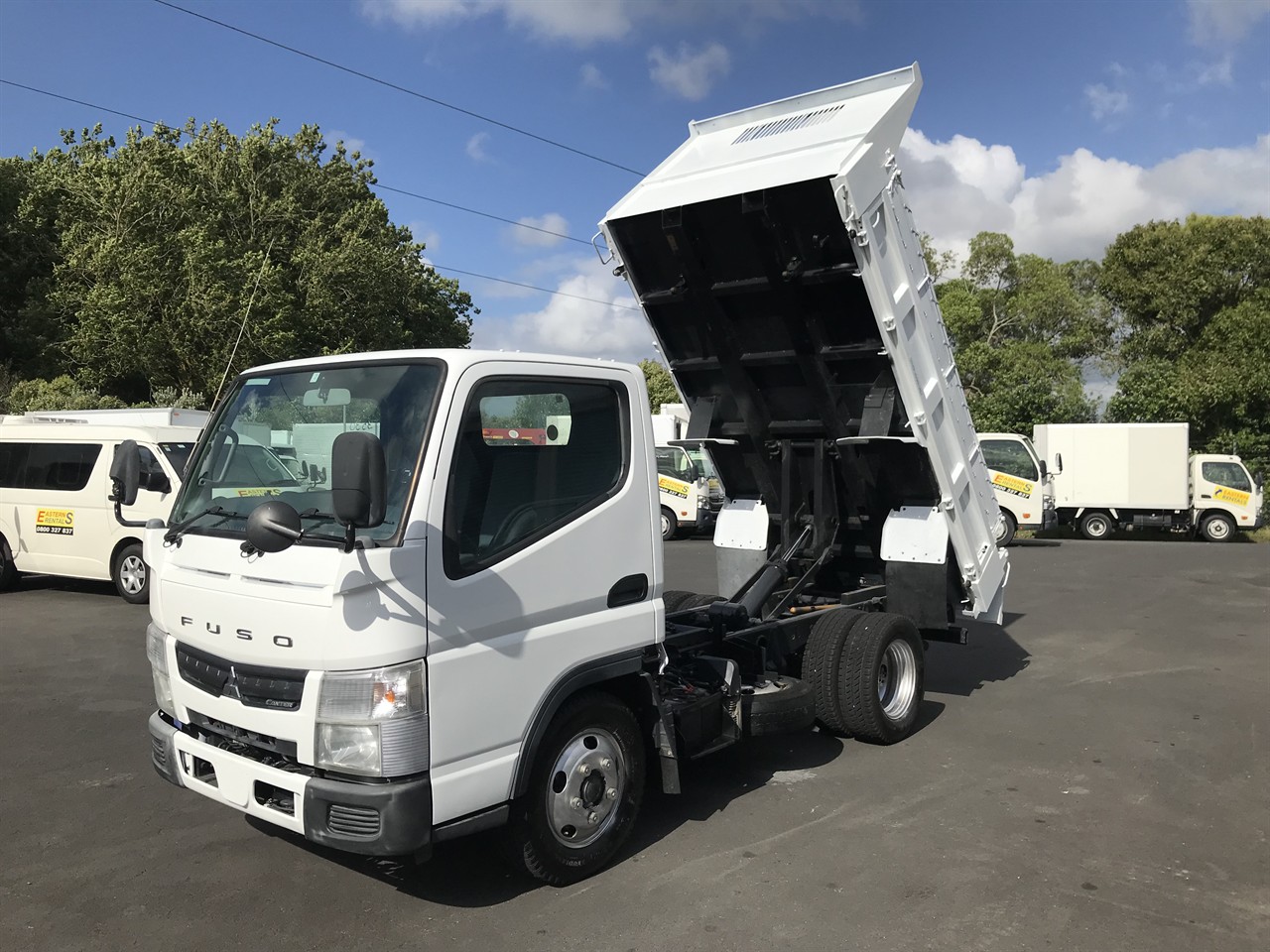 2012 Mitsubishi Canter