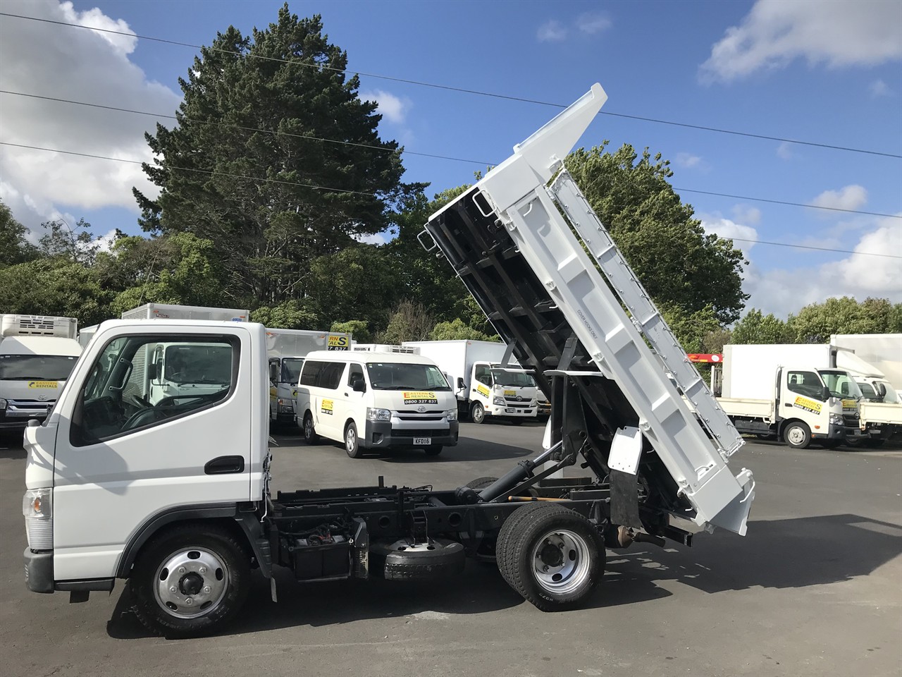 2012 Mitsubishi Canter