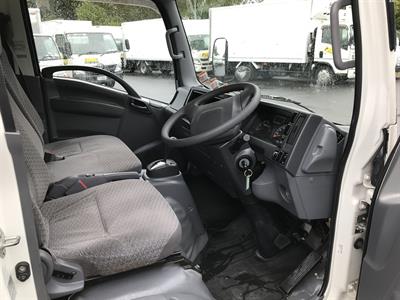 2018 Isuzu Elf - Thumbnail