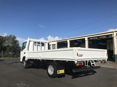 2016 Mitsubishi Canter - Thumbnail