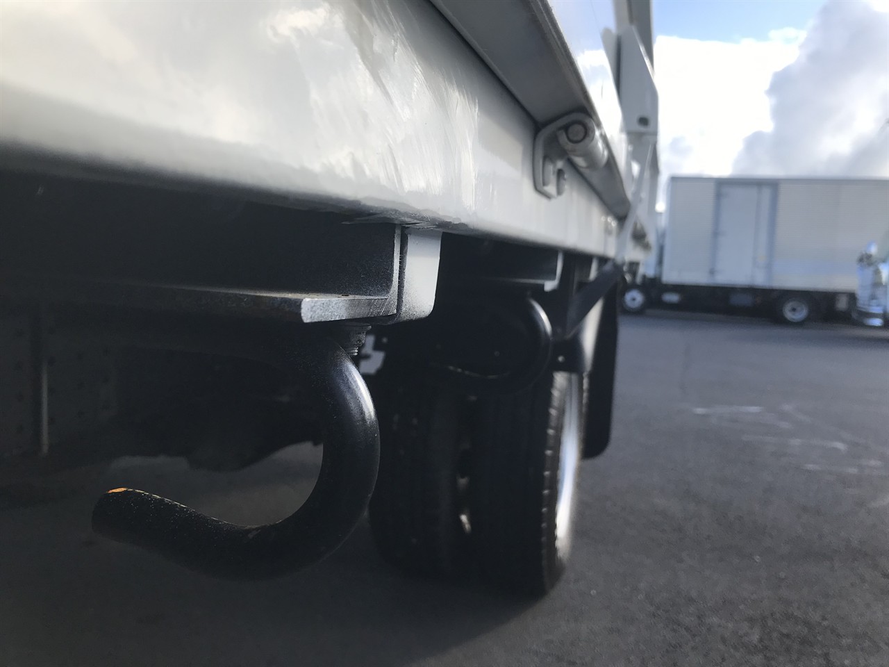 2016 Mitsubishi Canter