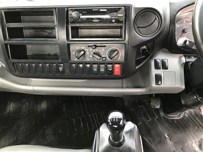 2014 Toyota Dyna - Thumbnail
