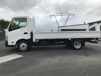 2018 Toyota Dyna - Thumbnail