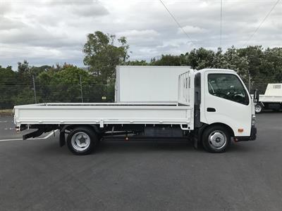 2018 Toyota Dyna - Thumbnail