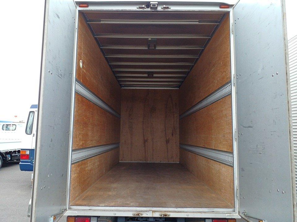 2017 Isuzu Elf