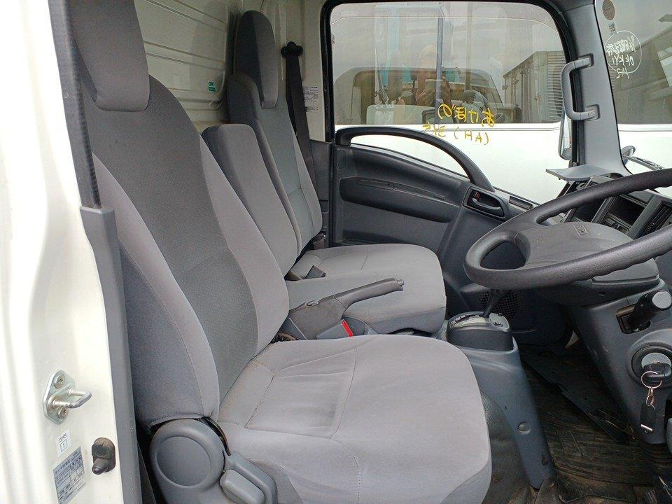 2017 Isuzu Elf