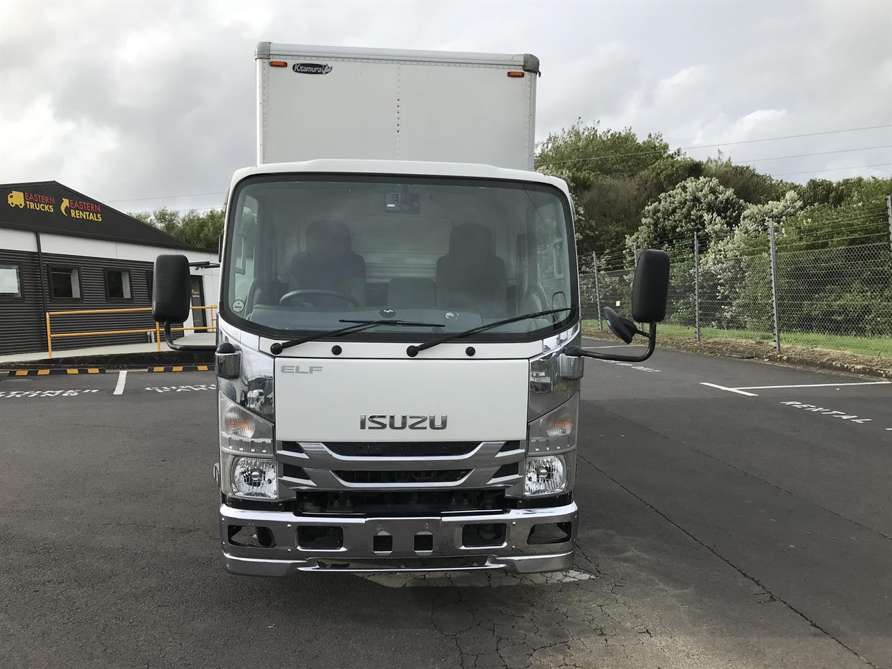 2017 Isuzu Elf