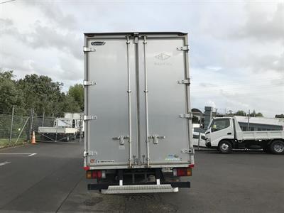 2017 Isuzu Elf - Thumbnail