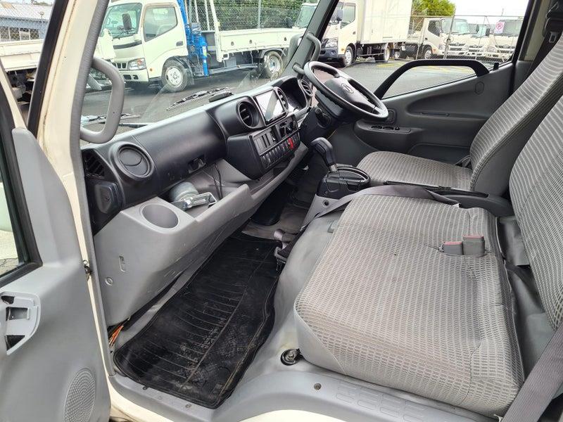 2019 Hino Dutro