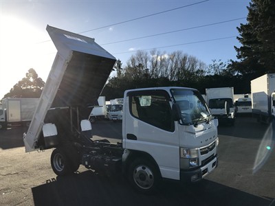2016 Mitsubishi Canter - Thumbnail