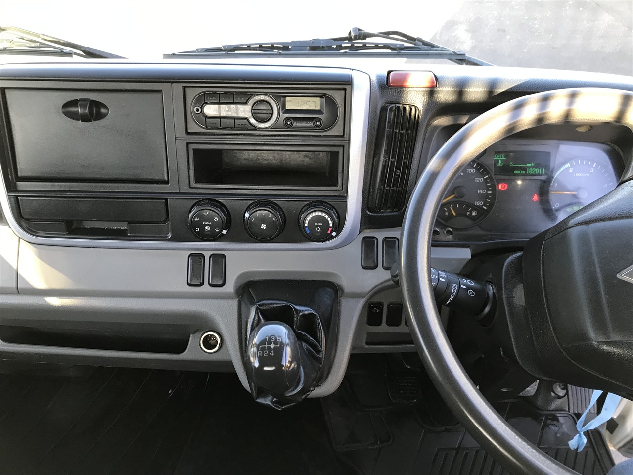 2016 Mitsubishi Canter