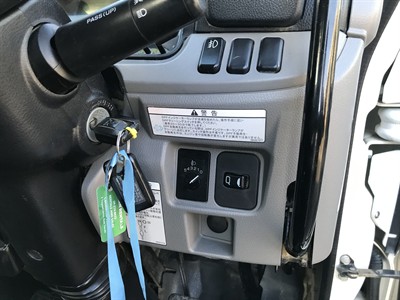 2016 Mitsubishi Canter - Thumbnail
