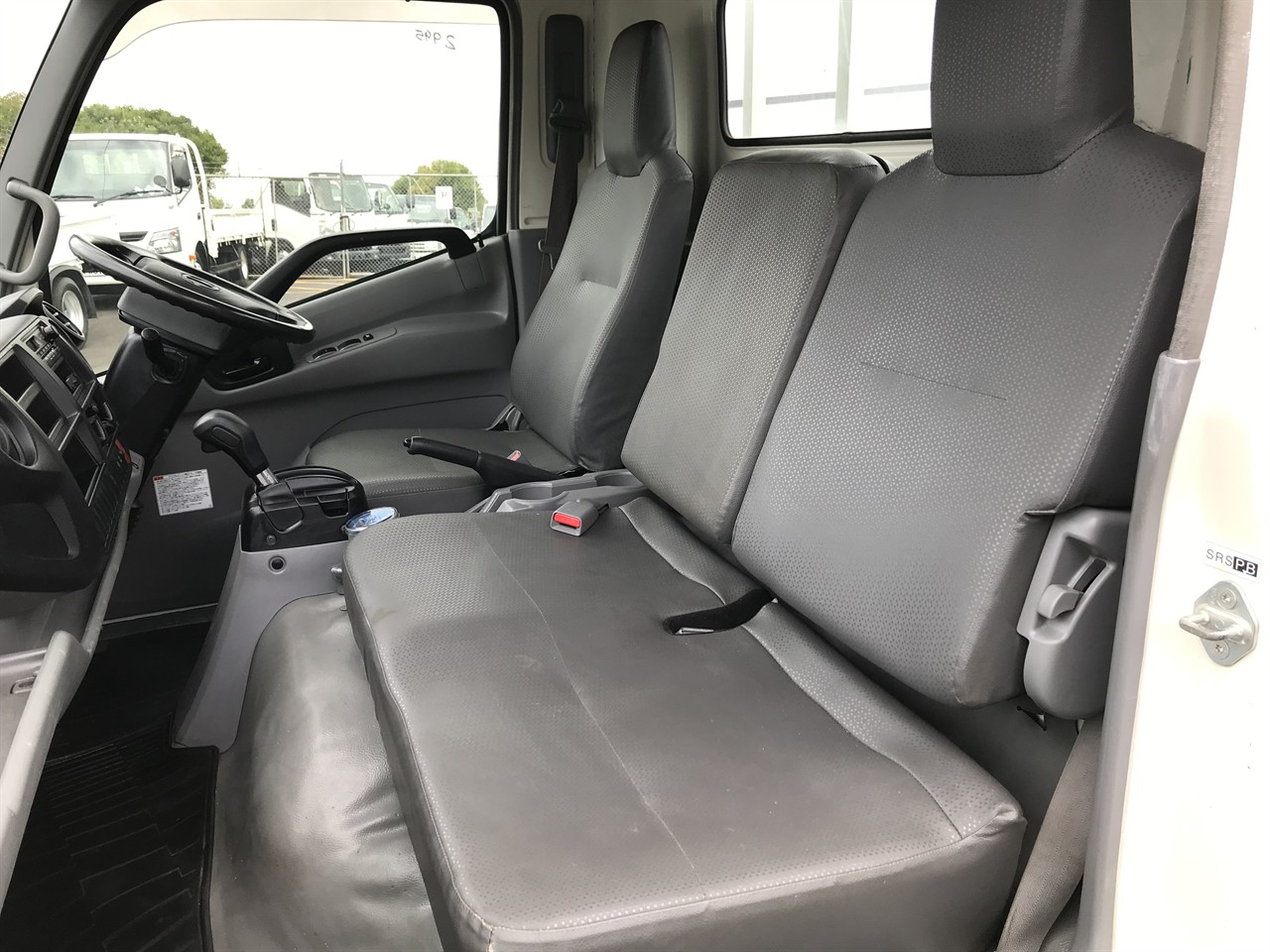 2015 Hino Dutro